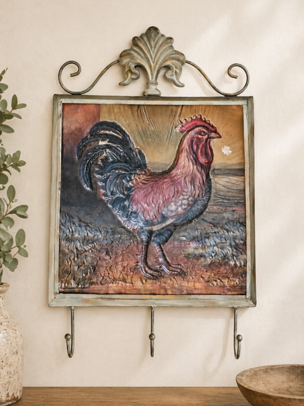 Vintage Rooster Wall Art w/ Hooks – Farmhouse Kitchen Decor Metal Frame Key Rack